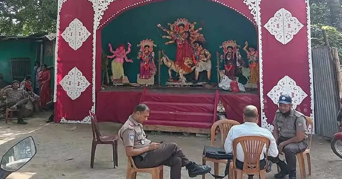 মণ্ডপের জমি নিয়ে বিরোধে হয়নি দুর্গাপ্রতিমা বিসর্জন, মোতায়েন বিজিবি