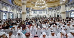 আমিরাতে ঈদের নামাজ মসজিদের ভেতরেই আদায়ের নির্দেশ