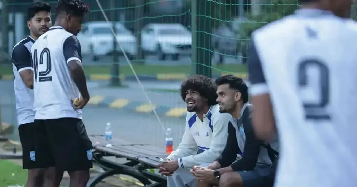 চমক রেখেই চূড়ান্ত স্কোয়াড ঘোষণা কাবরেরার