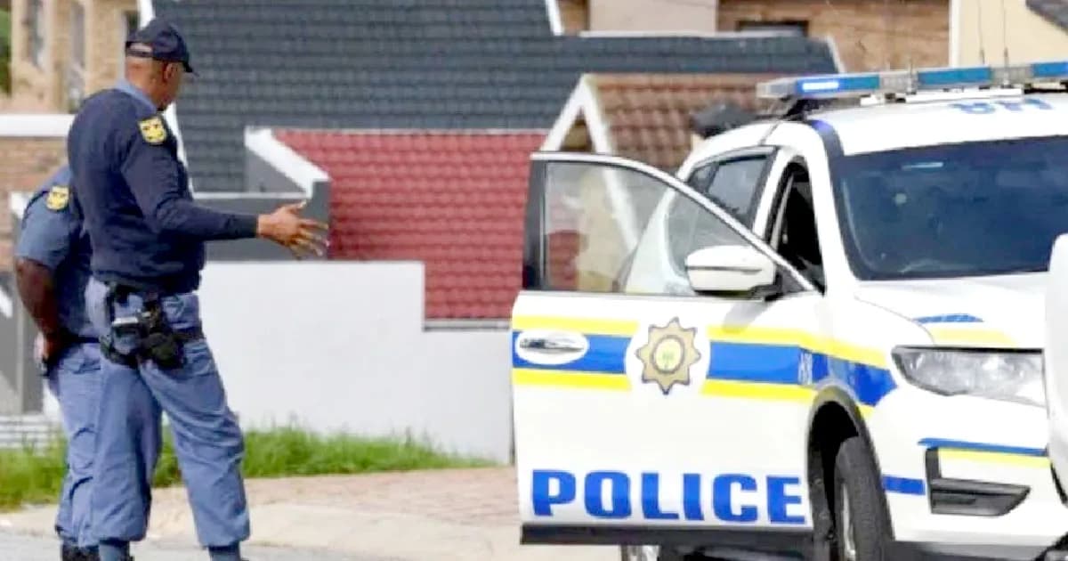 দক্ষিণ আফ্রিকায় টাউনশিপে বন্দুক হামলায় নারীসহ নিহত ৭