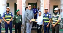 সোনারগাঁয়ের পানাম নগরী ও জামদানি পল্লি ঘুরলেন মার্কিন রাষ্ট্রদূত