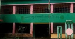 পঞ্চম শ্রেণির শিক্ষার্থীদের দিয়ে পাঠদান, ৩ শিক্ষককে শোকজ