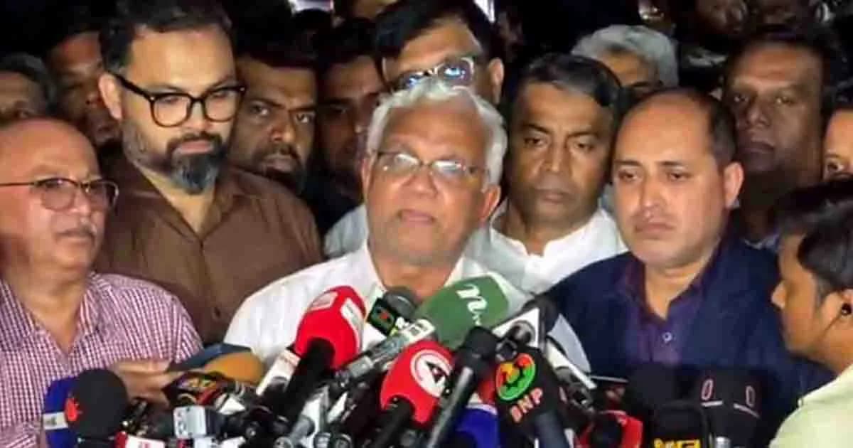 খালেদা জিয়ার অবস্থা গত ৩ দিন একই রকম, গ্রহণ করতে পারছেন চিকিৎসা