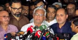 খালেদা জিয়ার অবস্থা গত ৩ দিন একই রকম, গ্রহণ করতে পারছেন চিকিৎসা