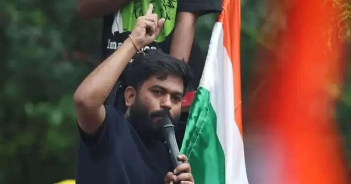 উত্তপ্ত দিল্লি : ধ্রুব রাঠী-অভিজিৎসহ আটক শত শত বিক্ষোভকারী