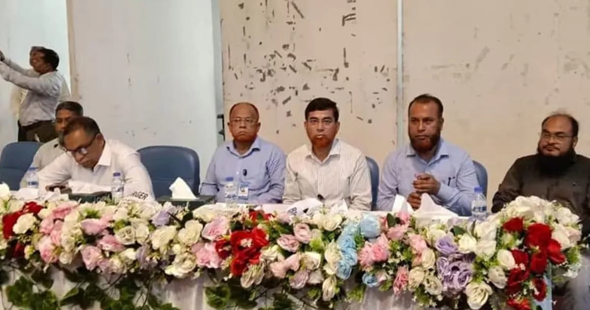 মমেক হাসপাতালে ডেঙ্গু প্রতিরোধে সচেতনতামূলক র‌্যালি ও সভা