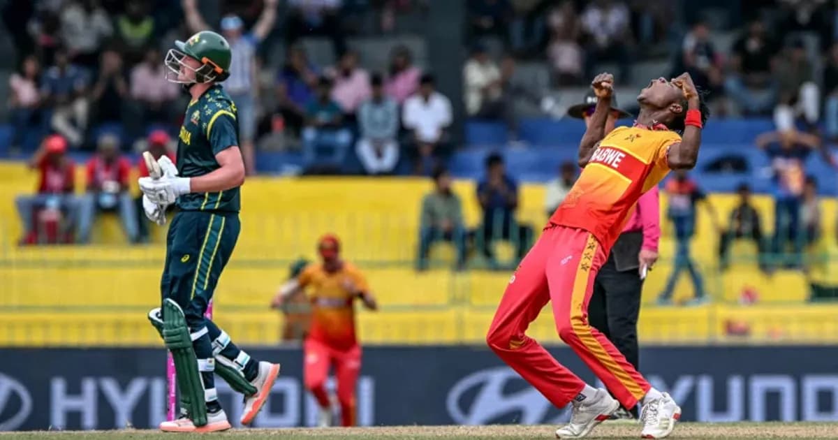 অঘটন ঘটিয়ে বিশ্বকাপে অস্ট্রেলিয়াকে ধাক্কা দিলো জিম্বাবুয়ে