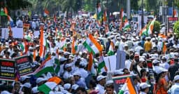 ভারতজুড়ে তীব্র হচ্ছে আন্দোলন, রাজপথে হাজারো বিক্ষোভকারী