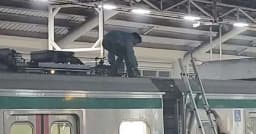 মেট্রোরেলের ছাদে ওঠা সেই কিশোর নিয়ে সর্বশেষ যা জানা গেল