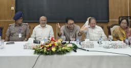 নকল রোধে কঠোর হুঁশিয়ারি শিক্ষামন্ত্রীর