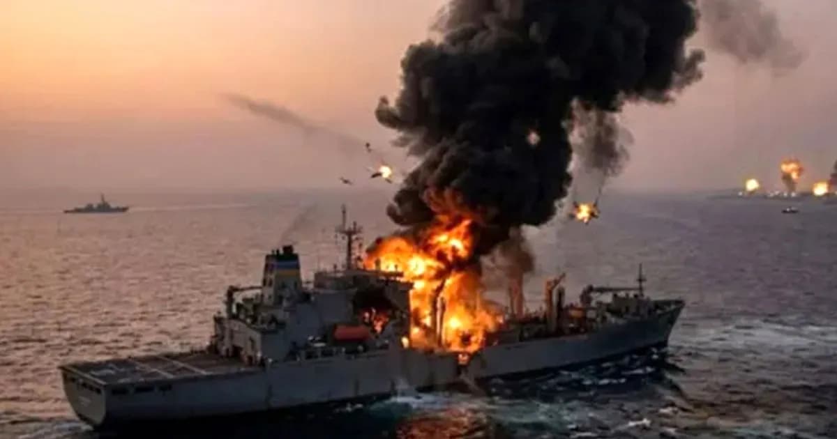 মার্কিন হামলায় ইরানের ড্রোনবাহী যুদ্ধজাহাজে আগুন