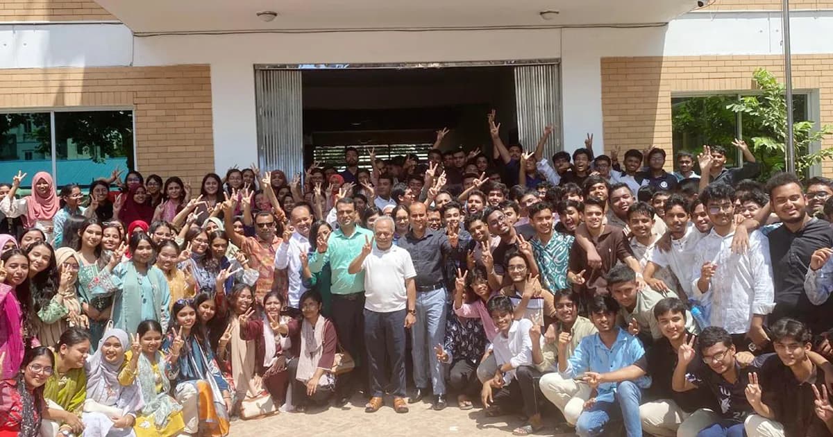 শতভাগ জিপিএ-৫, দেশসেরা নরসিংদীর নাছিমা কাদির মোল্লা হাই স্কুল
