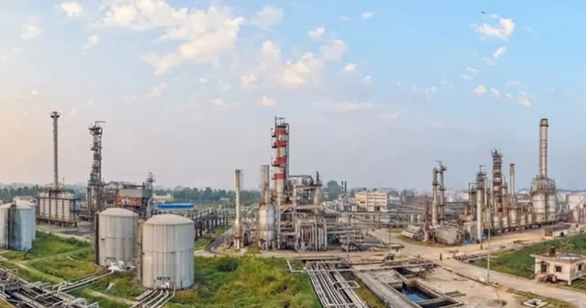 বন্ধ হয়ে গেল বাংলাদেশের একমাত্র রাষ্ট্রায়ত্ত তেল শোধনাগার