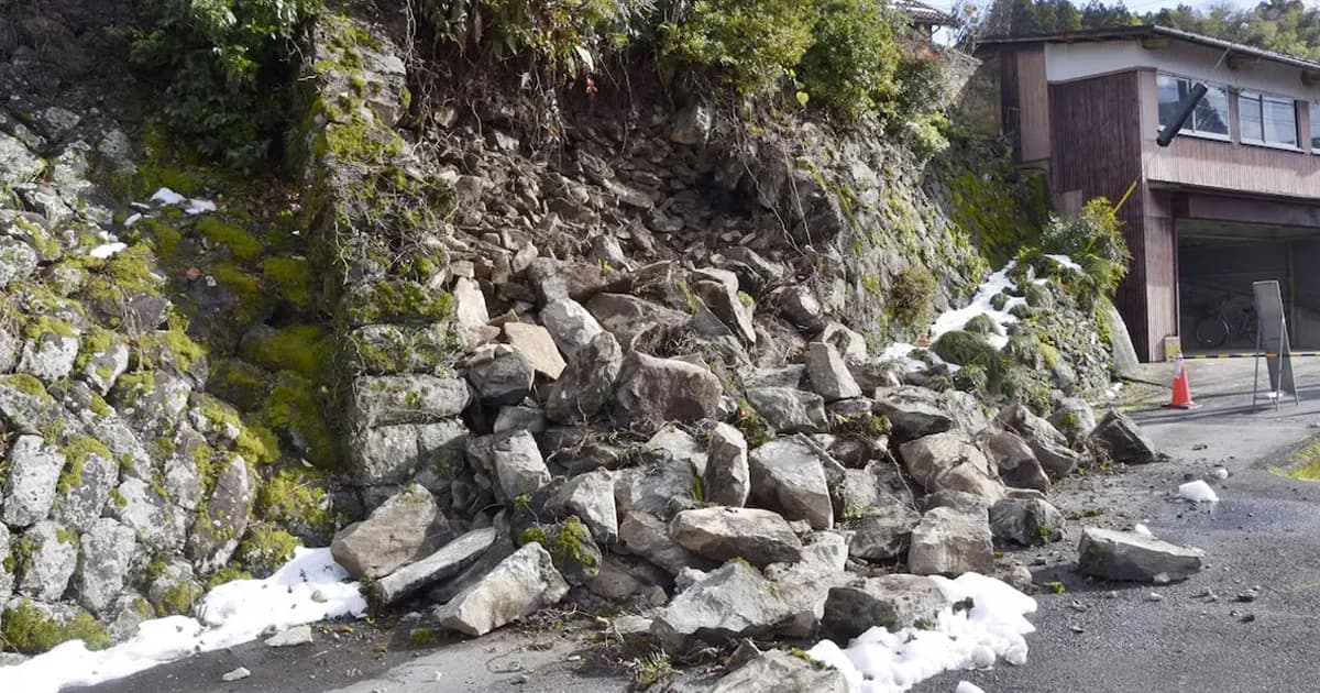 গভীর রাতে শক্তিশালী ভূমিকম্পে কেঁপে উঠল ফিলিপাইন