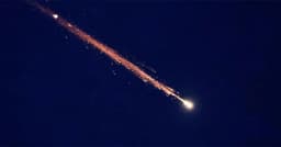 ইসরায়েলি বাহিনী এবং বসতির ওপর হিজবুল্লাহর ব্যাপক হামলা