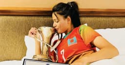 নেপালের খেলতে যাচ্ছেন বাংলাদেশি মিডফিল্ডার সানজিদা