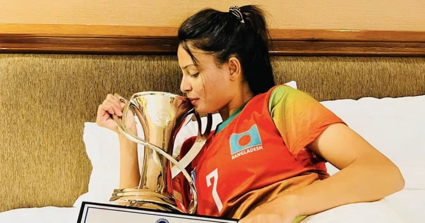নেপালে খেলতে যাচ্ছেন বাংলাদেশি মিডফিল্ডার সানজিদা