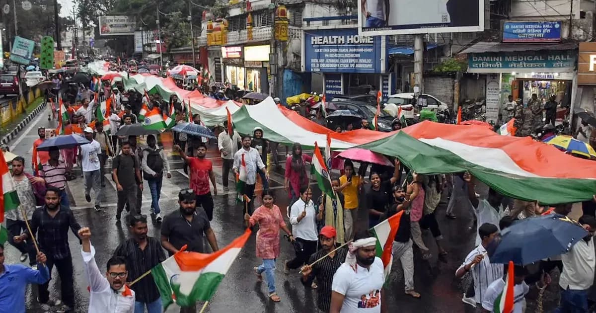 নিয়োগ পরীক্ষায় অনিয়ম, আন্দোলনে উত্তাল ভারতের ঝাড়খণ্ড