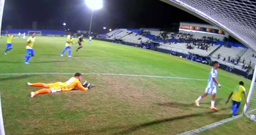 আর্জেন্টিনাকে ৩-০ গোলে হারিয়ে বিশ্বকাপে ব্রাজিল