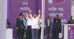 কথা রাখলেন প্রধানমন্ত্রী, দিলেন ‘ফ্যামিলি কার্ড’