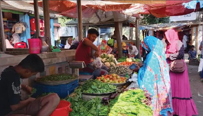 শীতকালীন সবজির সরবরাহ বৃদ্ধি, কমতে শুরু করেছে দাম