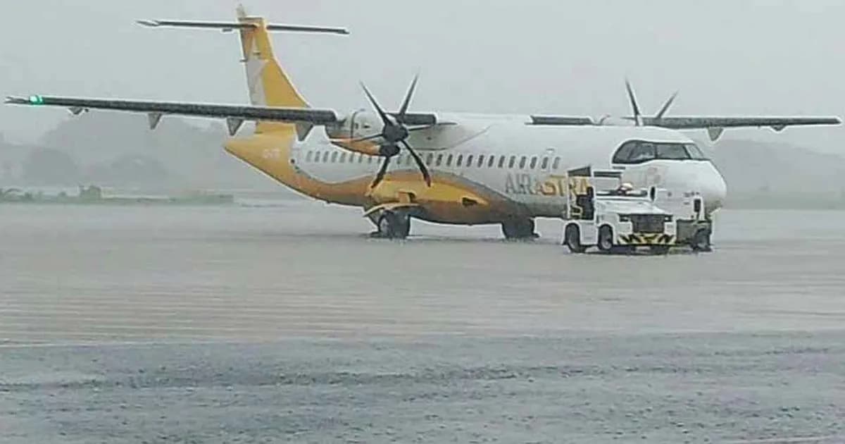 অতি ভারি বর্ষণে শাহ আমানতে নামতে পারেনি ৩ ফ্লাইট