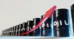 মধ্যপ্রাচ্যে সংঘাত : চার বছরের মধ্যে তেলের দাম সর্বোচ্চ