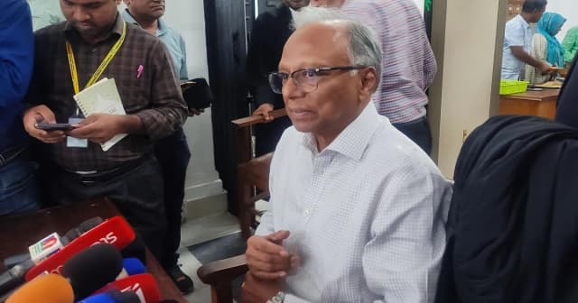শেখ হাসিনার মামলায় মাহমুদুর রহমানের জেরা আবারও বুধবার