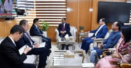 তথ্য ও সম্প্রচার মন্ত্রীর সঙ্গে চীনা রাষ্ট্রদূতের সৌজন্য সাক্ষাৎ