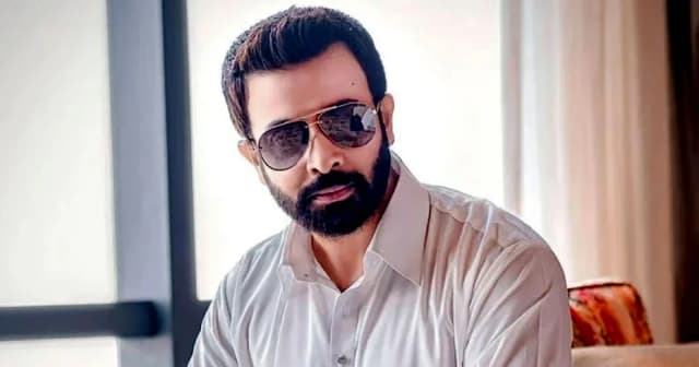 টিকটকে ছড়িয়ে পড়েছে মেগাস্টার শাকিব খানের মৃত্যুর খবর, যা জানা গেল