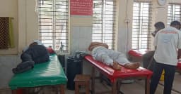 রাজাপুরে প্রার্থীকে লক্ষ্য করে হামলা, বিএনপির কেন্দ্র দখলের চেষ্টা