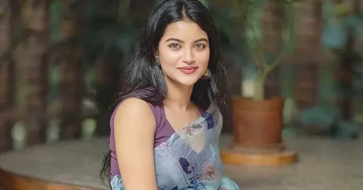 নিজের ফেসবুক অ্যাকাউন্ট ডিলিট করতে চান নাজিফা তুষি