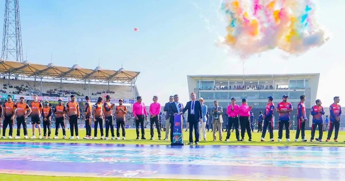 বিদেশ থেকে এসে পৌঁছায়নি, ট্রফি ছাড়াই শুরু হলো বিপিএল