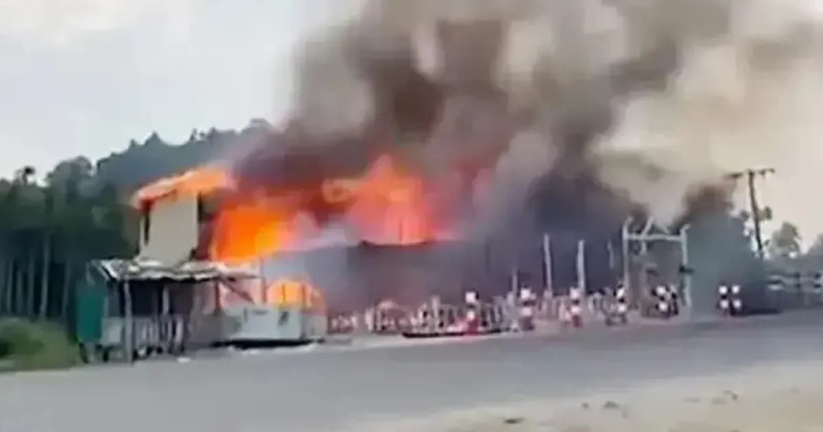 টুপটুপ রিসোর্টের ম্যানেজার সুমন আটক