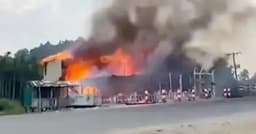 টুপটুপ রিসোর্টের ম্যানেজার সুমন আটক