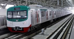 হঠাৎ মেট্রোরেল চলাচল বন্ধ