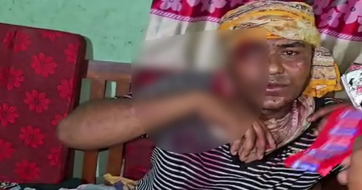 গভীর রাতে অভিযানে গিয়ে বিপাকে পুলিশ, ‘অন্তরঙ্গ’ অভিযোগে গণপিটুনি