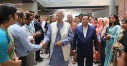 পুরোনো কর্মক্ষেত্রে ফিরলেন নোবেলজয়ী অধ্যাপক ইউনূস