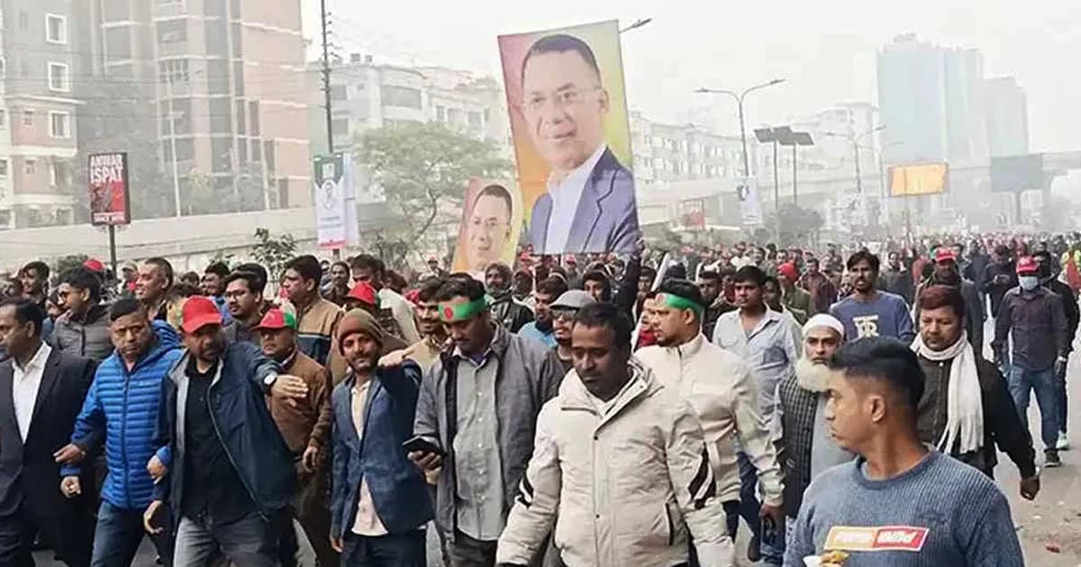 ‘লিডার আসছে’ স্লোগানে মুখর ঢাকার রাজপথ