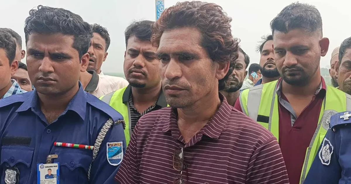 ভ্রাম্যমাণ আদালতে অসাদাচরণের অভিযোগে জেলহাজতে সাংবাদিক