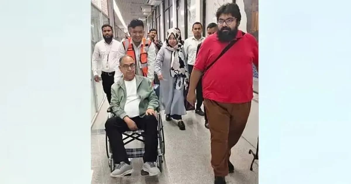 চিকিৎসা শেষে দেশে ফিরলেন মির্জা আব্বাস