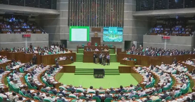 সংবিধান সংস্কার ইস্যুতে উত্তপ্ত জাতীয় সংসদ