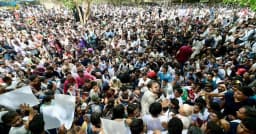 ‘ইনকিলাব জিন্দাবাদ’ স্লোগানে মুখর দিল্লি