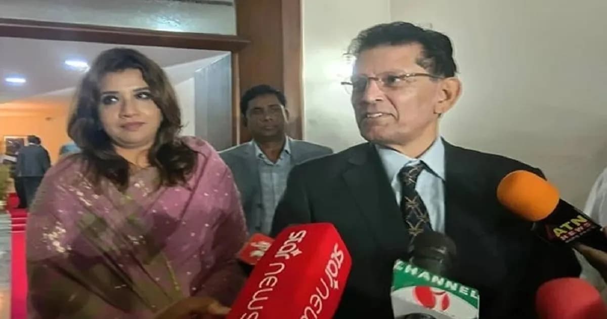 দায়িত্ব নেওয়ার পর প্রথম অফিসে পররাষ্ট্রমন্ত্রী ও প্রতিমন্ত্রী