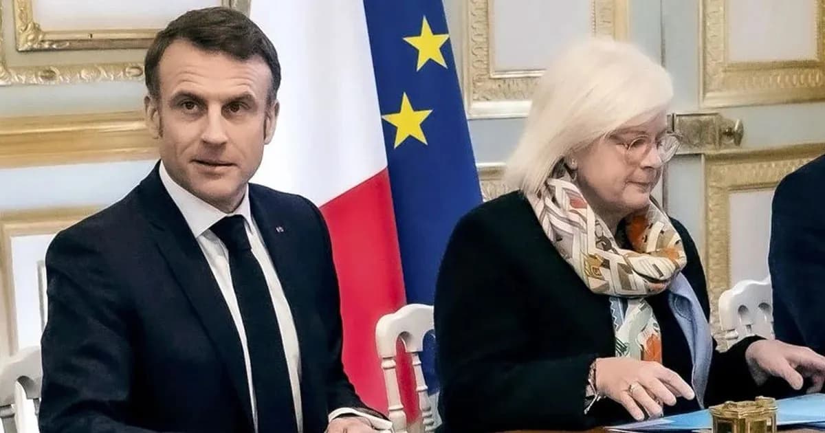 ইরানের বিরুদ্ধে ইসরায়েলকে অস্ত্র দিচ্ছে না ফ্রান্স