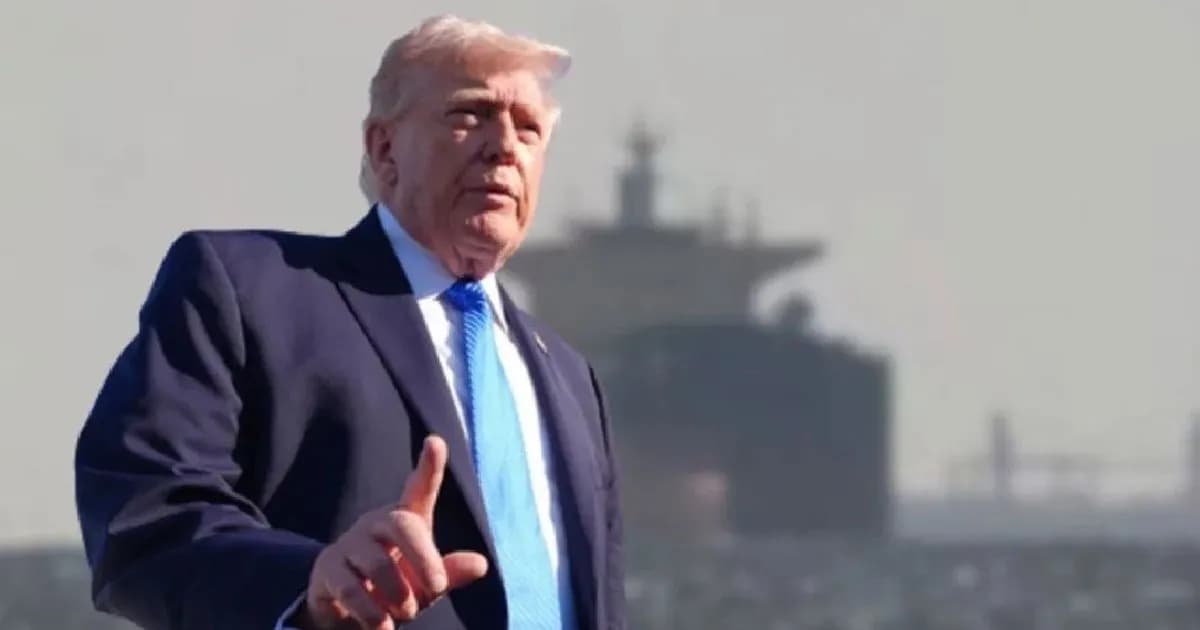 ইরানের জ্বালানি স্থাপনায় হামলা আরও ১০ দিন স্থগিত করলেন ট্রাম্প