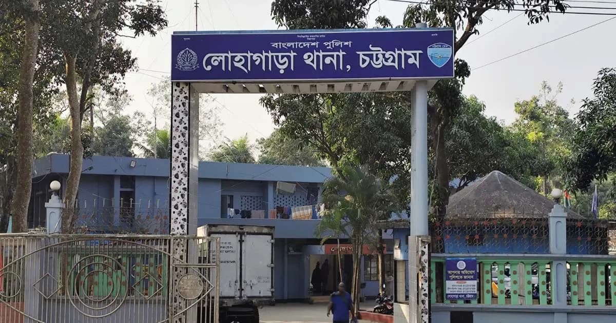 লুট হওয়া অস্ত্র উদ্ধার হয়নি, নির্বাচনে অপ্রীতিকর ঘটনার শঙ্কা প্রার্থীর