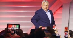 হাঙ্গেরিতে অর্বানের বিদায়, ১৬ বছরের শাসনের অবসান