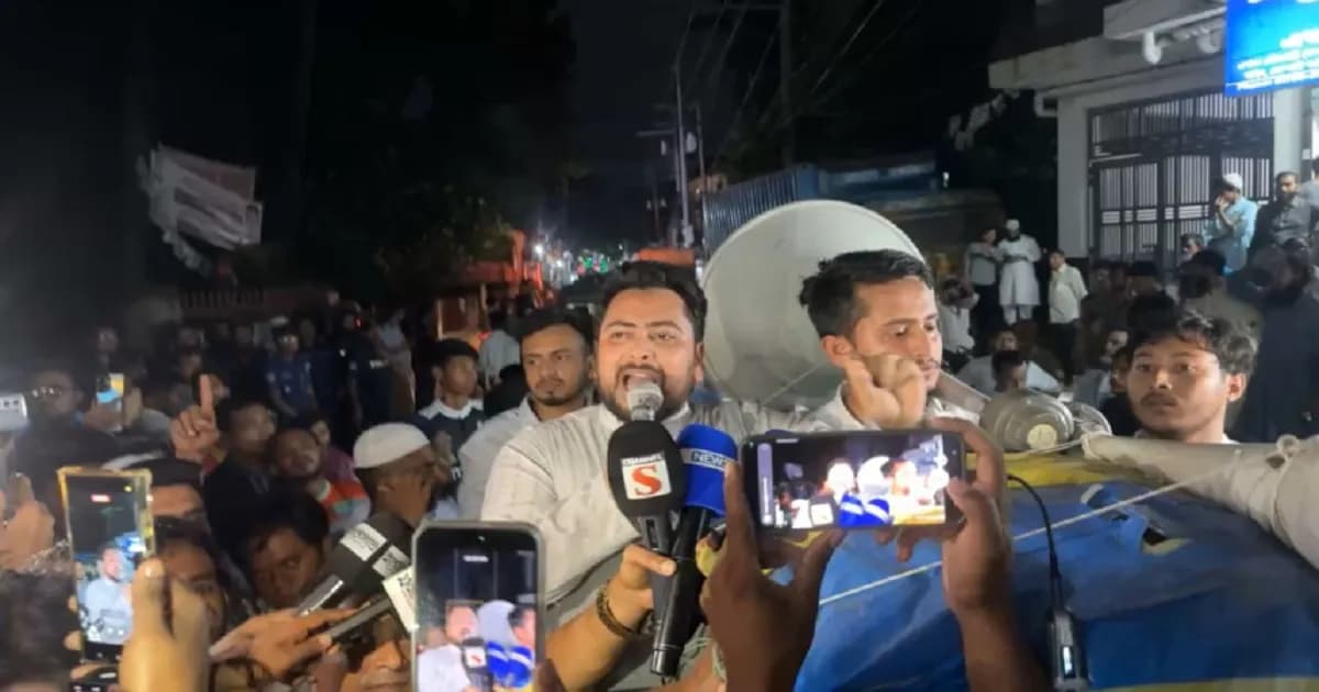 সাভারের বিস্ফোরণে প্রশাসনের ব্যর্থতা, অভিযোগ নাহিদ ইসলামের