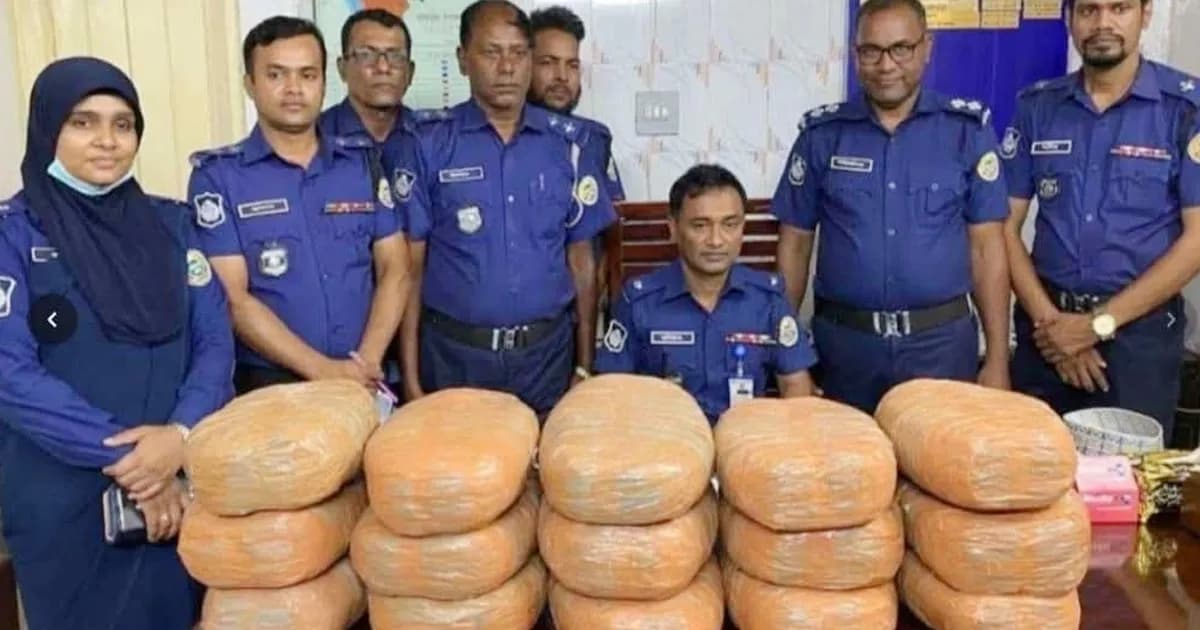 মঠবাড়িয়ায় তালাবদ্ধ ঘর থেকে ৩০ কেজি গাঁজা উদ্ধার